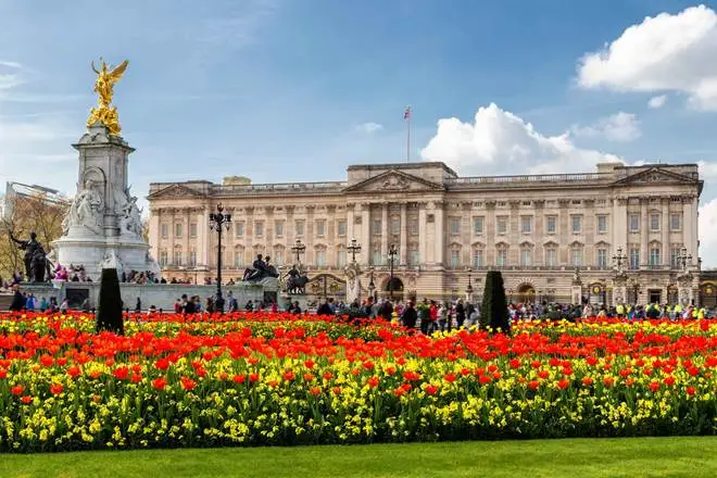 buckingham-to-from-london