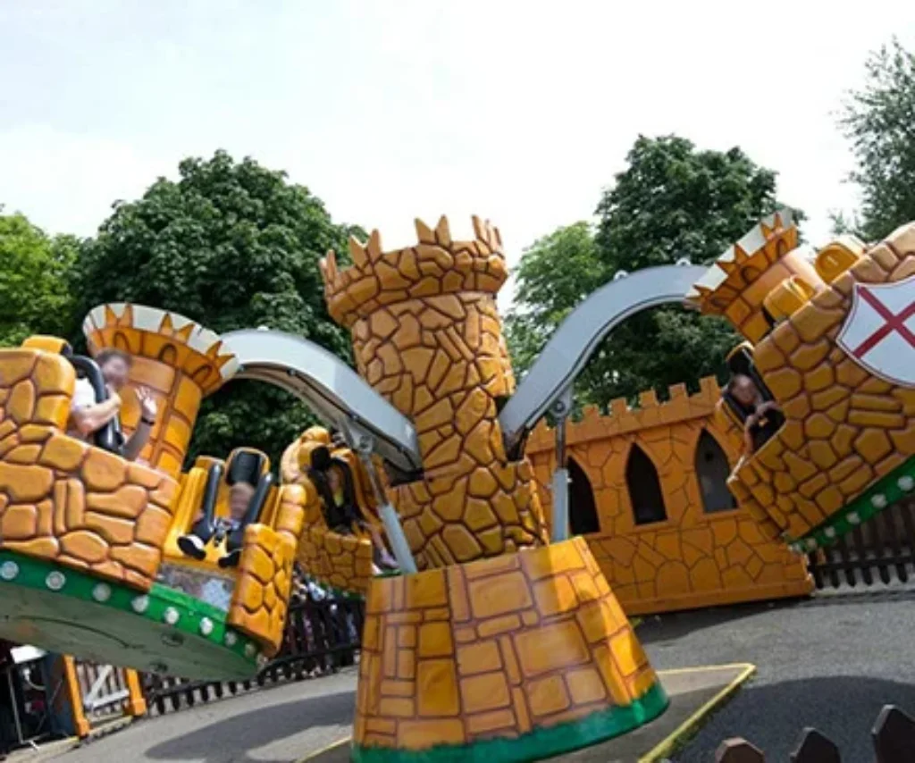 milton-keynes-to-from-london-gulliver-s-land-theme-park
