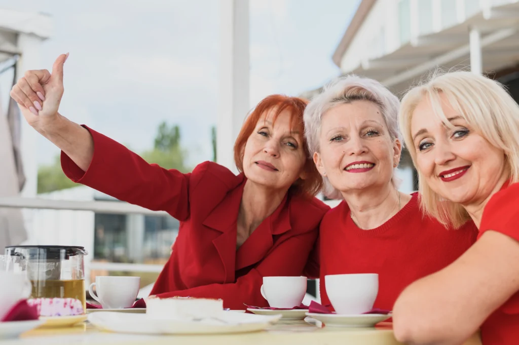 afternoon-tea-in-london-mature-women-relaxing