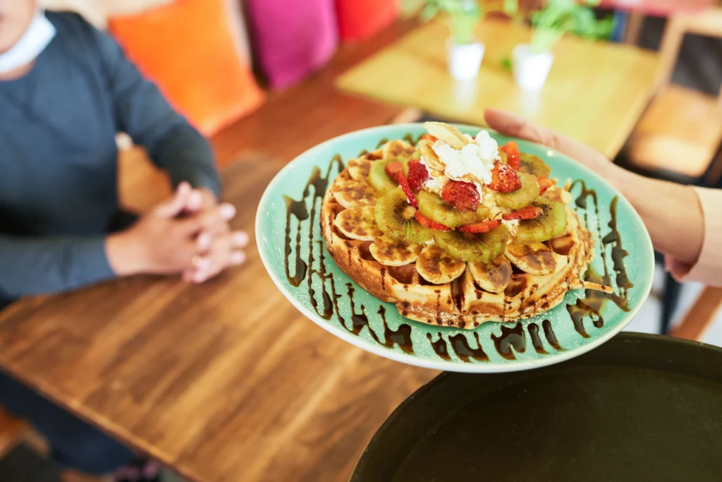serving-delisious-waffle-at-vegan-restaurants-in-london