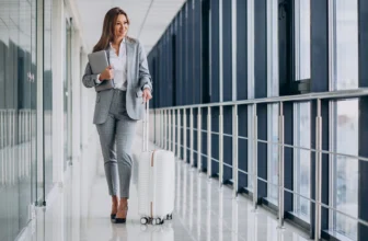 business-travelers-in-london