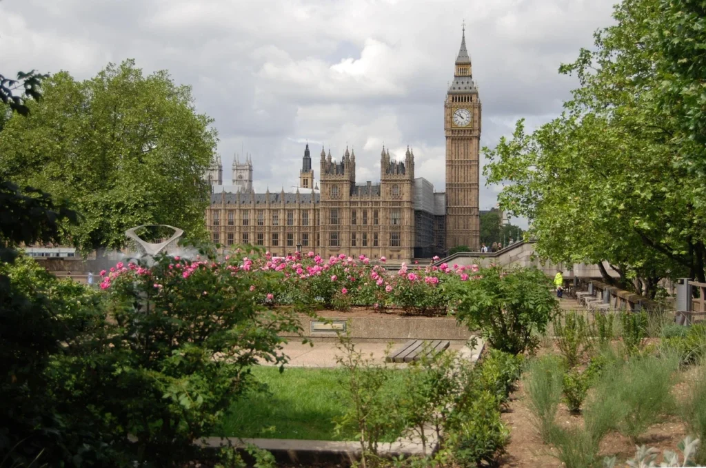 tours-available-for-big-ben-london
