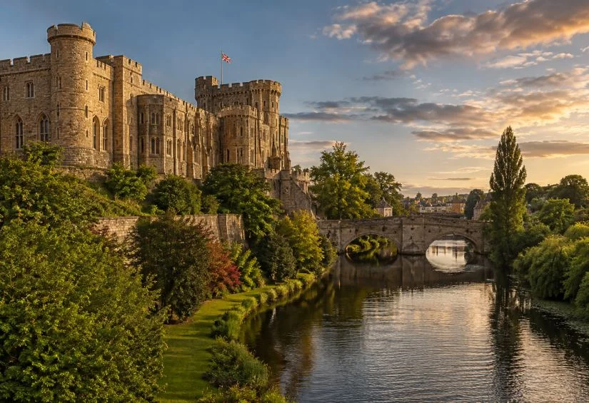 Un castillo inglés clásico y la campiña en una excursión desde Londres