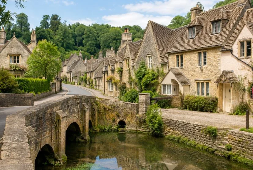 A classic English castle and countryside on a day trip from London