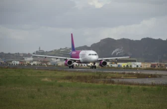 Wizz Air aircraft at Luton