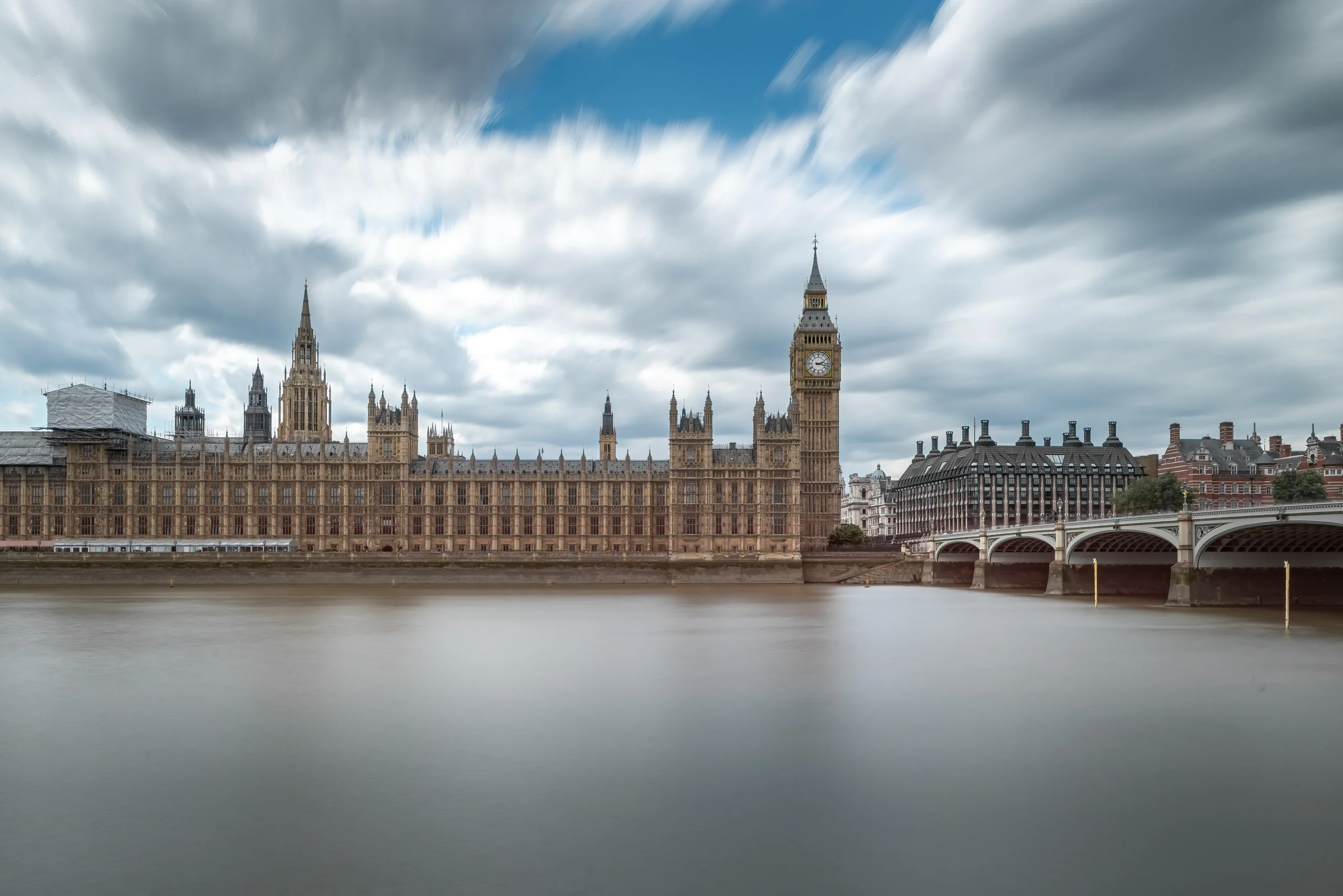 Big Ben und der Palast von Westminster in London