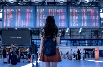 departure board European hubs
